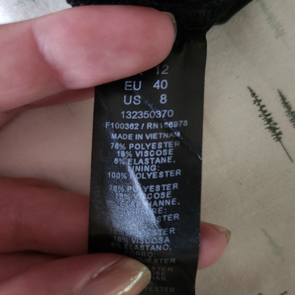 ASOS DESIGN Tall column maxi skirt with split in black - Picture 7 of 7